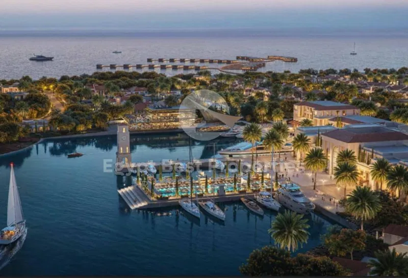 6-bedroom villa 500 m² for sale in Marassi Red Sea