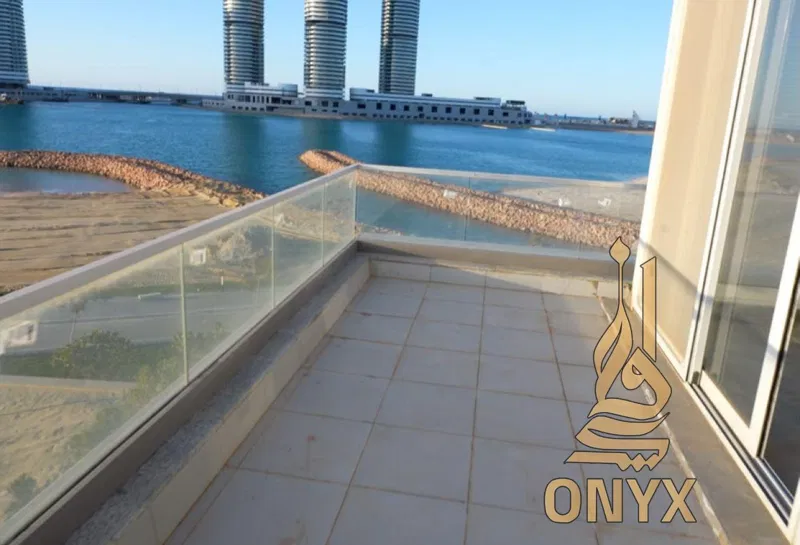 7-bedroom villa 672 m² for sale in Mazarine