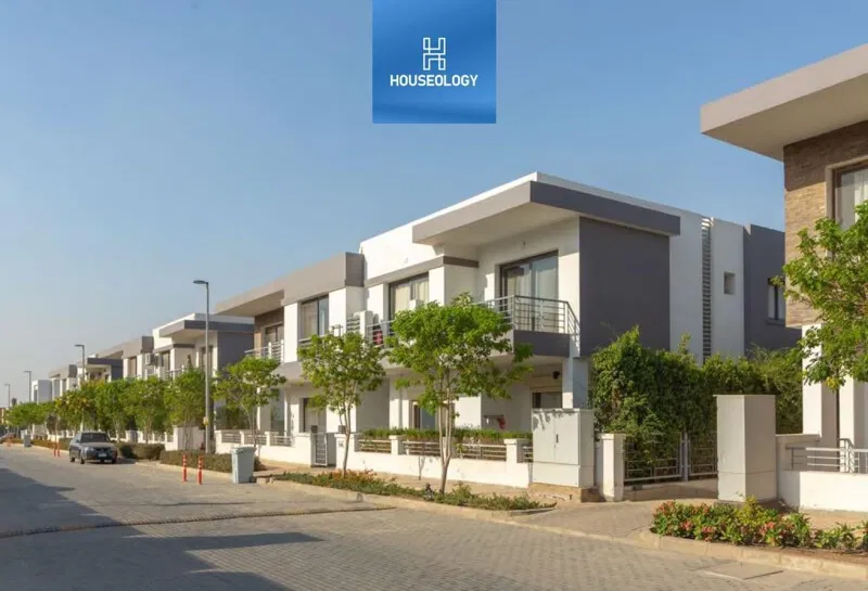 4-bedroom villa 460 m² for sale in Taj City