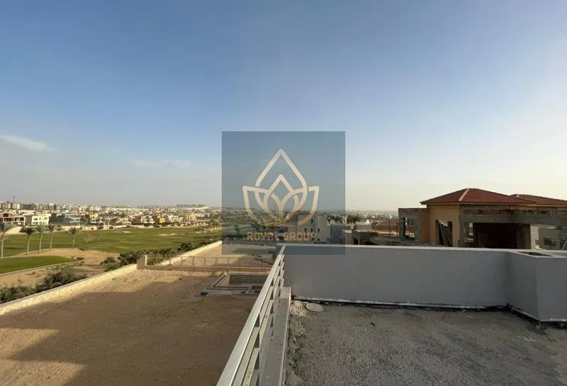 4-bedroom villa 500 m² for sale in New Giza