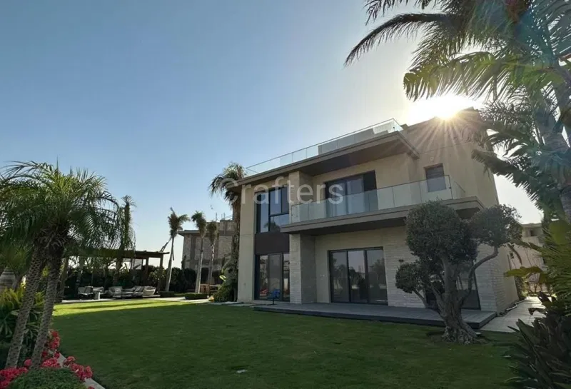 4-bedroom villa 355 m² for sale in The Estates , The Estates
