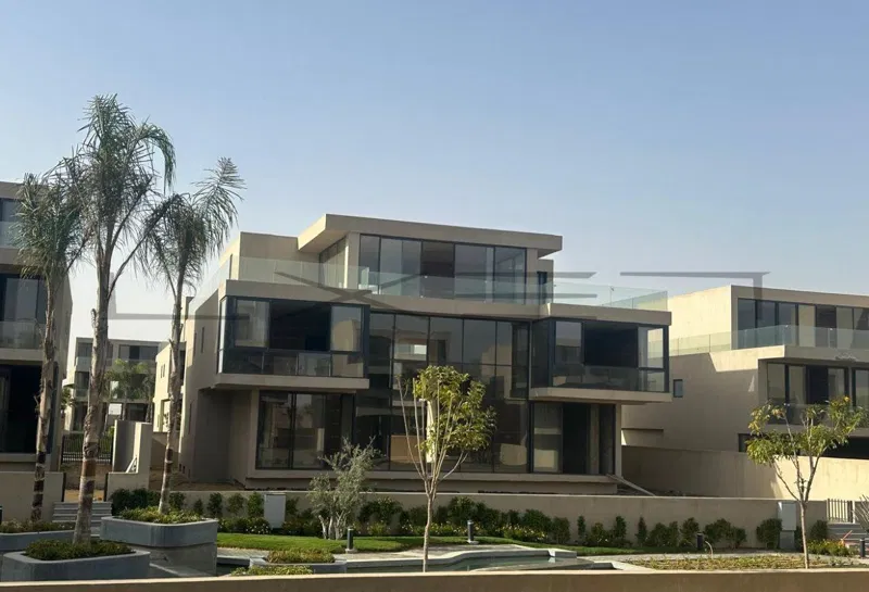 فيلا 7 غرف 1060 م² للبيع في The Lakeview Boutique Villas
