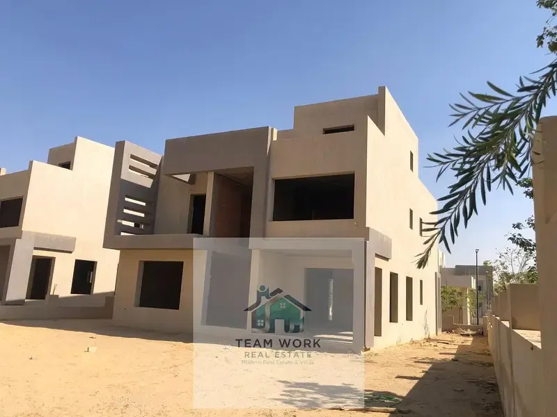 Villa for sale in Grand Heights compound on the Dahshur Link. Price reduced for quick sale, flexible payment options available.