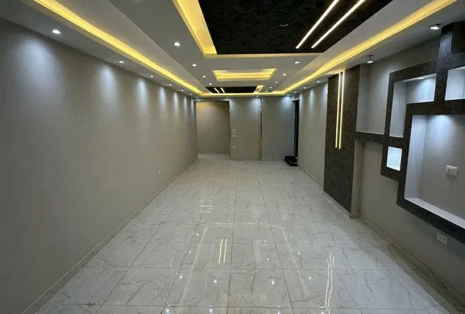 3-bedroom apartment 200 m² for sale in Al Lebeny Axis