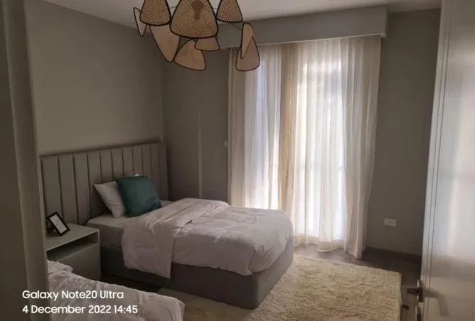 شقة غرفتين 123 م² للبيع في فيلدج ويست، Village West