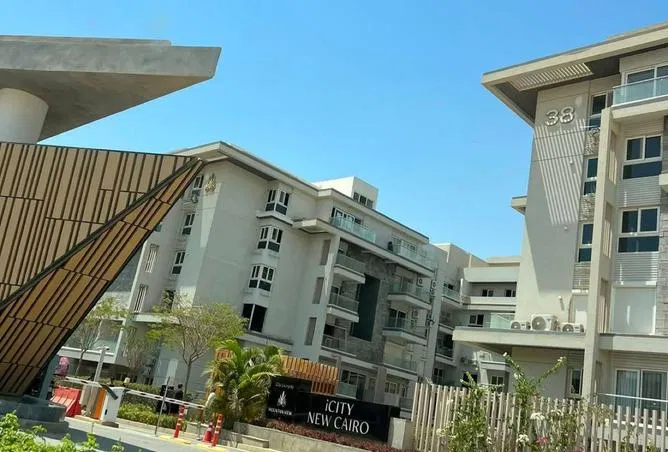 1-bedroom apartment 50 m² for sale in Mountain View iCity