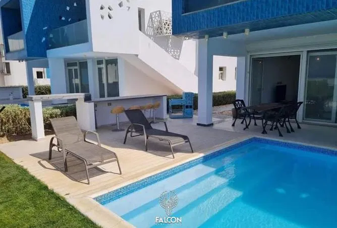 شاليه غرفتين 95 م² للبيع في كالى كوست