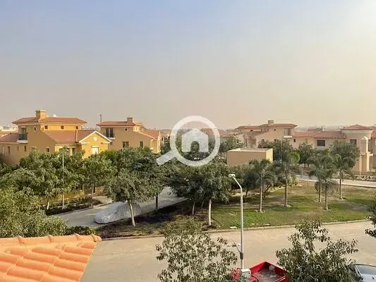 Studio with Installments in Hyde Park Grand Park Residence New Cairo 5th Settlement