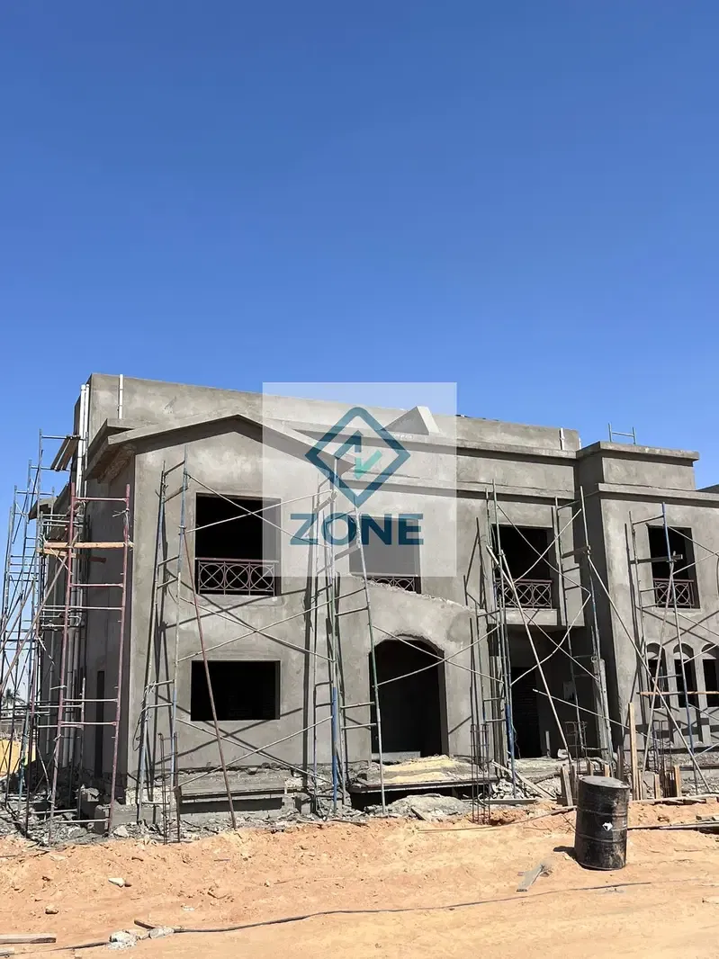 Twin house for sale in Four Seasons Villas with installment plan at a bargain price.