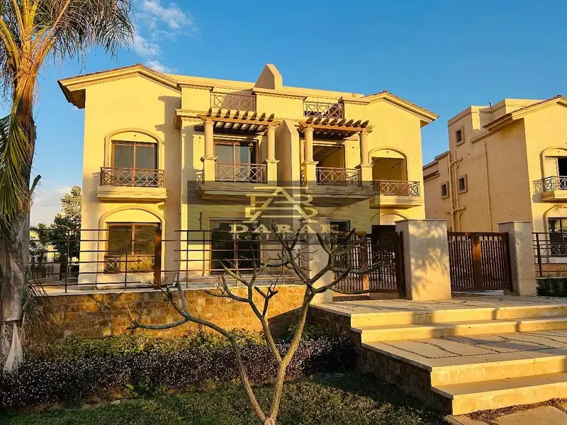An exceptional unique opportunity with a large landscape view, own a Twin House E3 with installment options.
