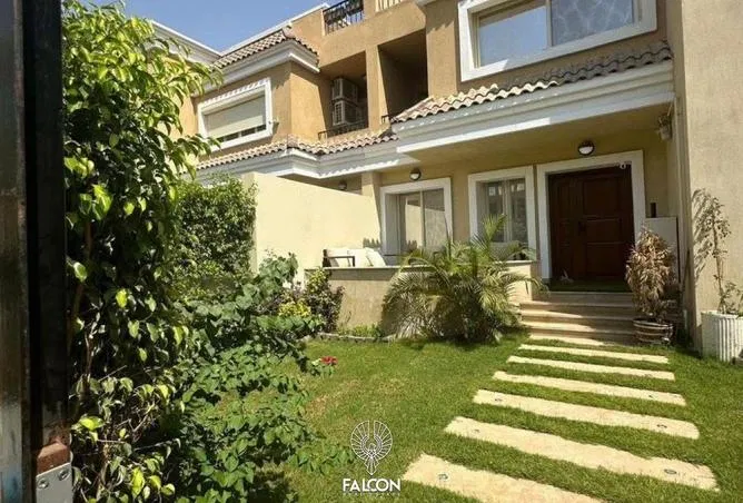 تاون هاوس 3 غرف 180 م² للبيع في سراي، S2