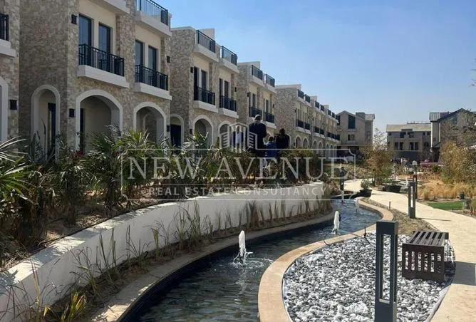 3-bedroom townhouse 208 m² for sale in The Wonder MarQ