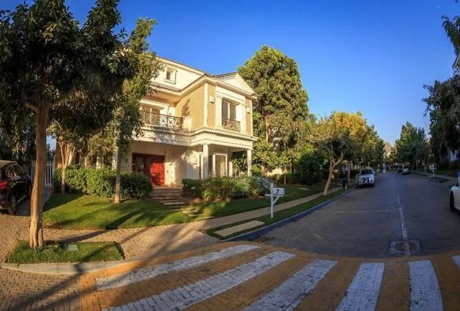 3-bedroom ivilla 165 m² for sale in Hyde Park Central
