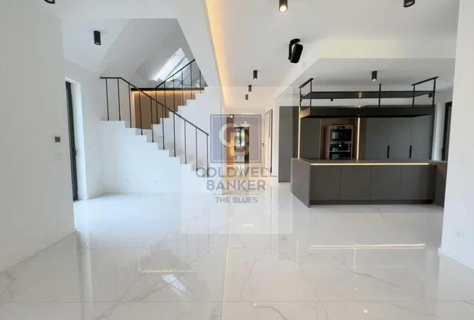 4-bedroom villa 280 m² for sale in Mountain View iCity