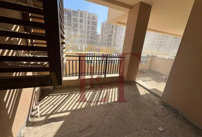 4-bedroom apartment 208 m² for sale in Tag Sultan