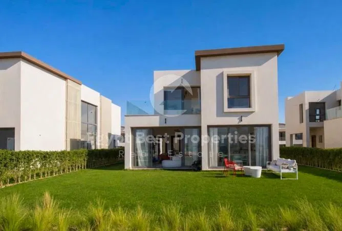 4-bedroom villa 155 m² for sale in Cali Coast