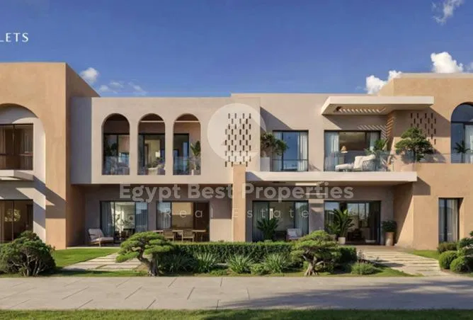 3-bedroom chalet 140 m² for sale in Almaza Bay