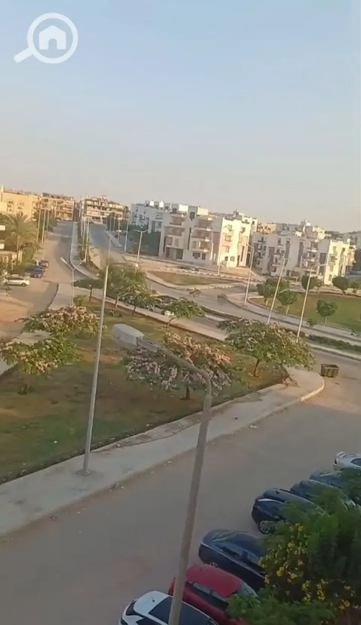 Rooftop Apartment for Sale – Third District West