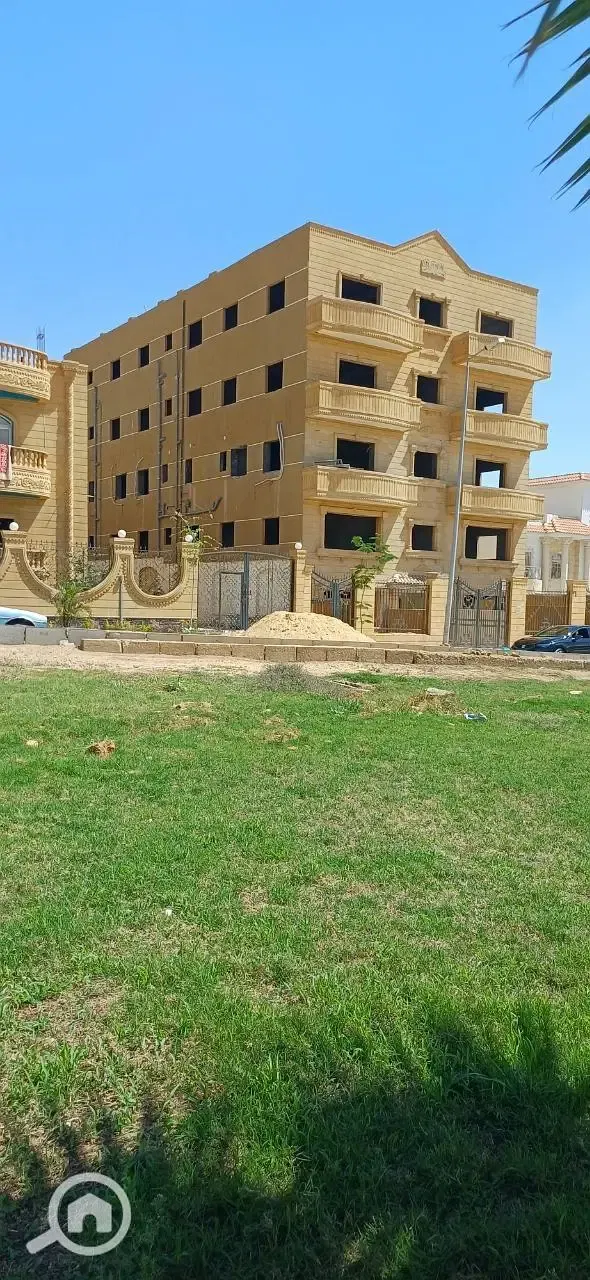 Rooftop Apartment for Sale in the Third District East