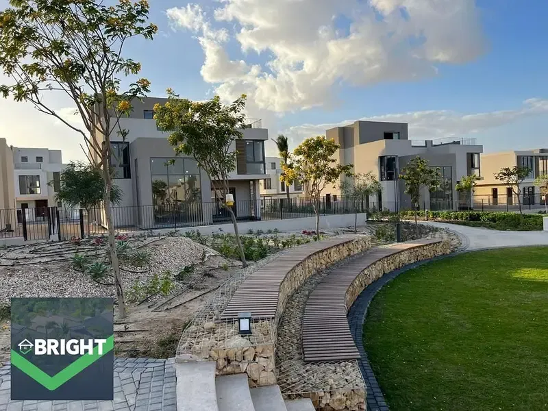 Lowest Price Opportunity – 195 sqm Penthouse, 2 Bedrooms, Open View, with Down Payment & Flexible Installments at Sodic East.