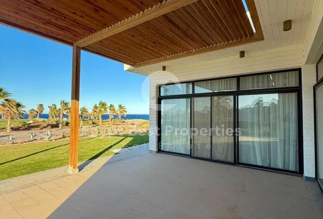 2-bedroom chalet 120 m² for sale in Almaza Bay