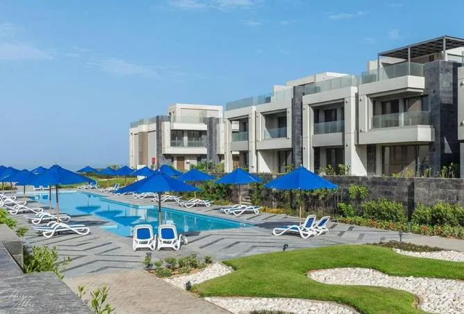 3-bedroom villa 210 m² for sale in La Vista Ray