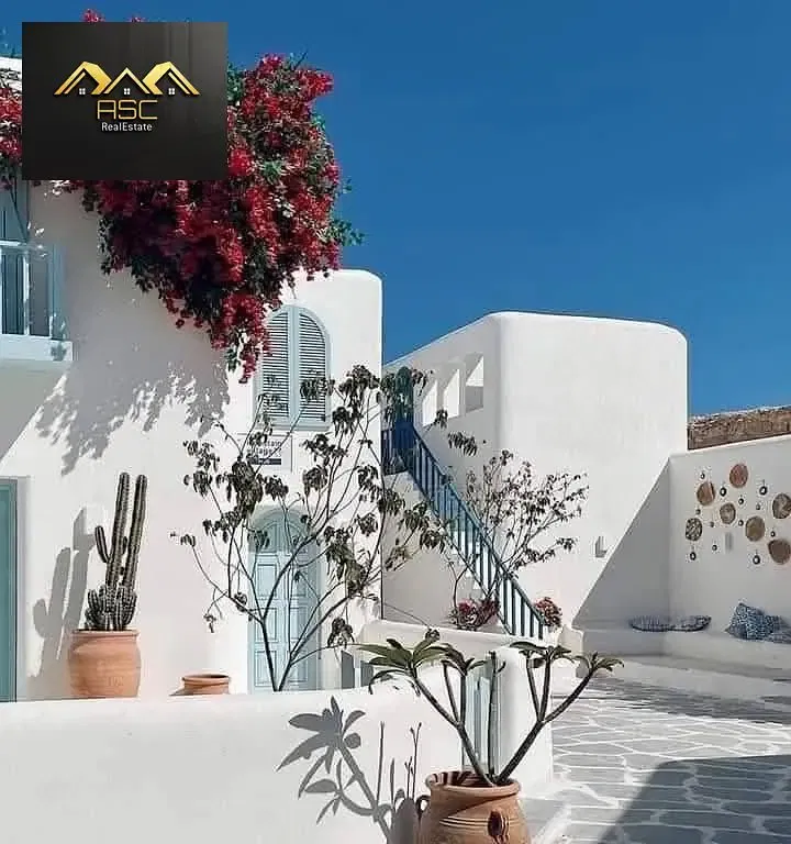 Resale Chalet Deal in Mountain View Ras El Hekma, North Coast Next to the swimming pool + First floor Area 85m 2 bedrooms + 2 bathrooms Evia Phase