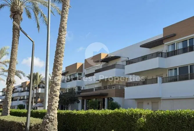 3-bedroom chalet 150 m² for sale in Almaza Bay