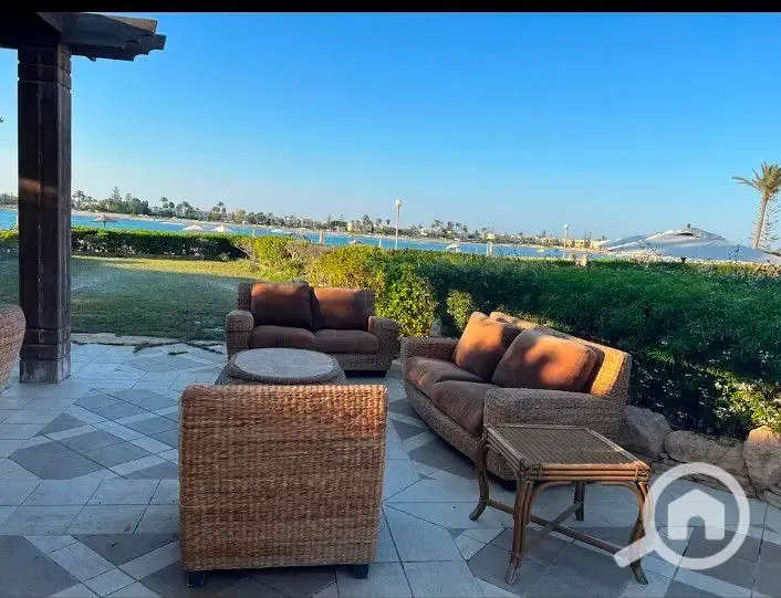 "Experience Luxury at Its Finest | Standalone Villa for Sale, Prime First Row on the Sandy Lagoon in Marina (Prime Northern Breeze )"