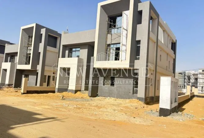 4-bedroom villa 355 m² for sale in Saada Compound
