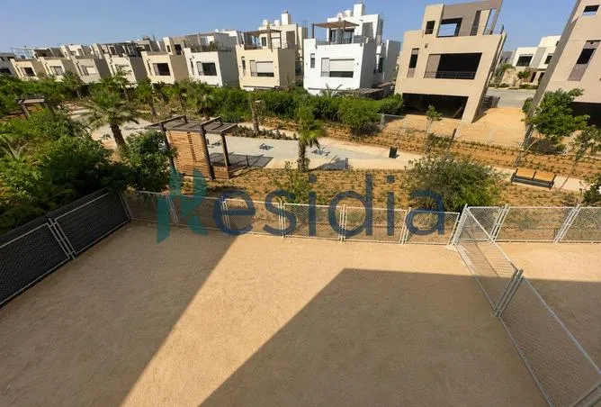 5-bedroom villa 320 m² for sale in The Crown