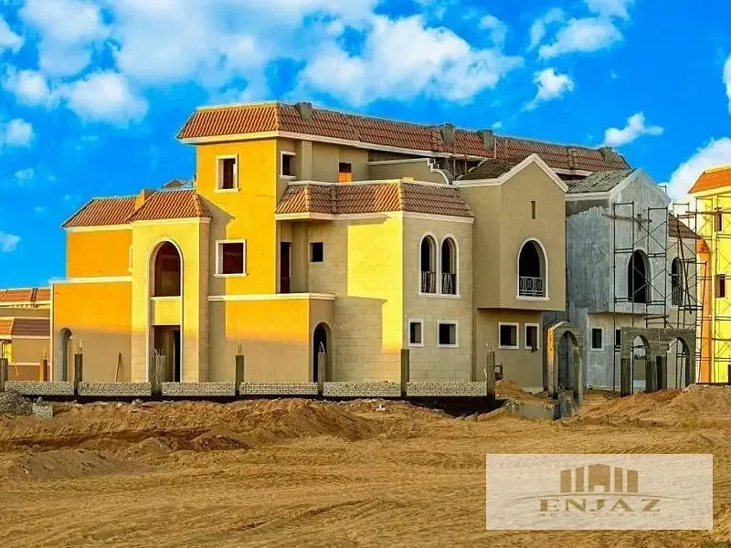 villa for sale in Maadi View, Shorouk City, town house (280sq )