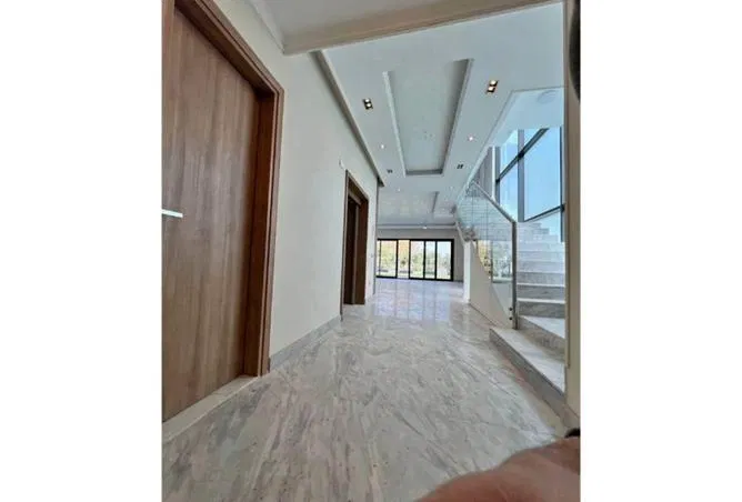 5-bedroom villa 438 m² for sale in Al Burouj Compound