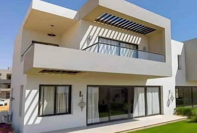 5-bedroom villa 221 m² for sale in Azha North