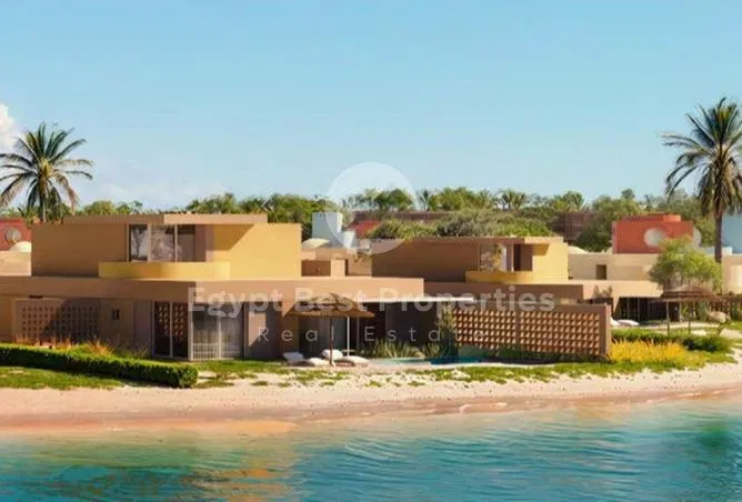 4-bedroom villa 250 m² for sale in Fanadir Bay