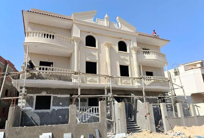 3-bedroom apartment 165 m² for sale in 1st Neighborhood