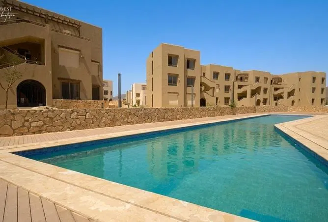 1-bedroom chalet 65 m² for sale in Hacienda White