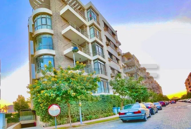 1-bedroom apartment 80 m² for sale in Taj City