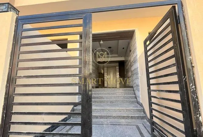 شقة غرفتين 128 م² للبيع في El Narges Buildings