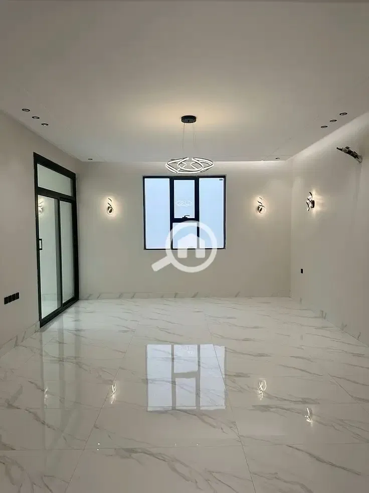 Inspect and receive an apartment for immediate sale in the New Administrative Capital. Located in a prime location in R7 with a view of the Green Riv