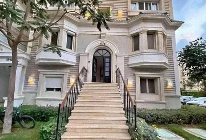 ivilla 4 غرف 317 م² للبيع في ماونتن فيو أكتوبر بارك، Mountain View October Park