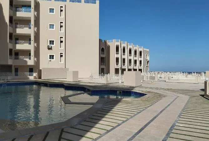 1-bedroom apartment 69 m² for sale in El Hadaba District