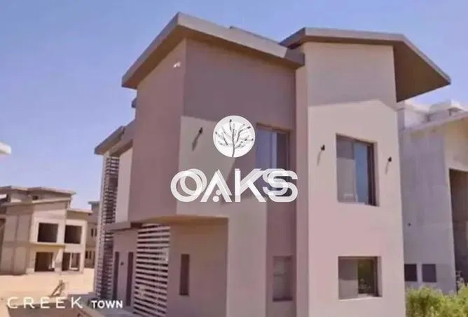 4-bedroom villa 210 m² for sale in El Rehab Extension