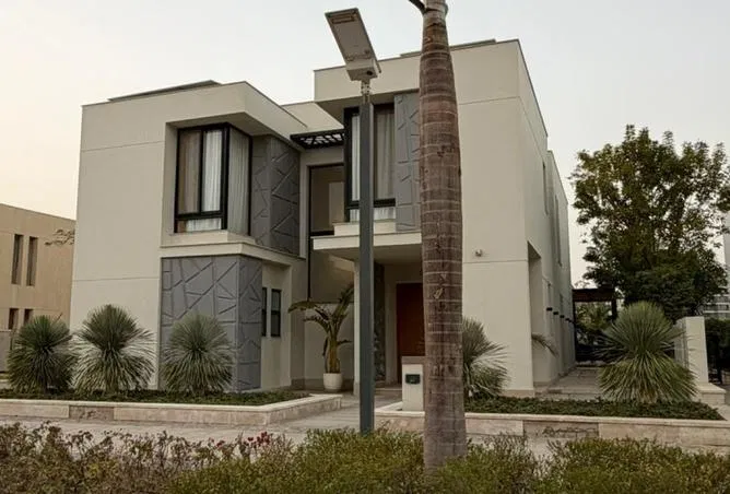 6-bedroom villa 503 m² for sale in Badya Palm Hills