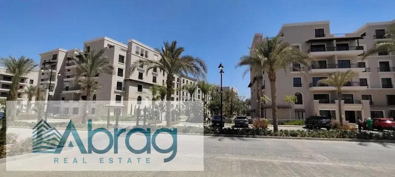 Penthouse for sale in Village West, Sheikh Zayed: 243 sqm, finished and equipped with A/C units; remaining installments to be taken over.