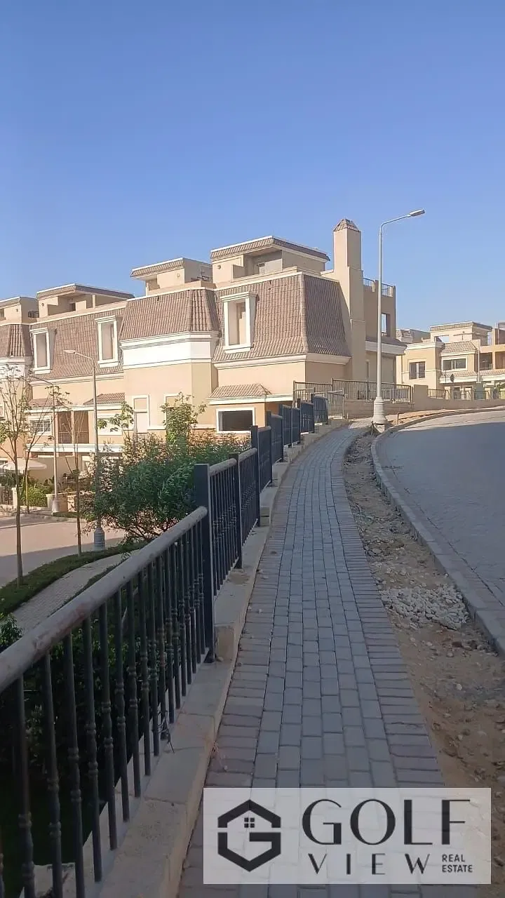 For sale: Z-Corner villa, 175 m², 56 m² garden, and 42 m² rooftop. Delivery in 5 months at the Saray project, Phase S2, in Mostakbal City—a prime loca