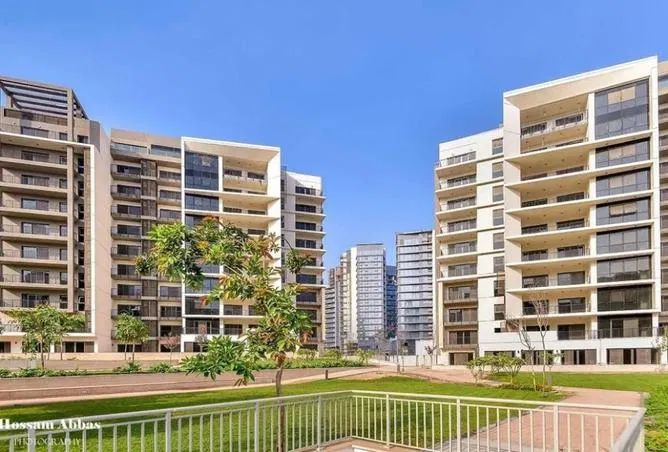 شقة غرفتين 98 م² للبيع في Park Side Residence