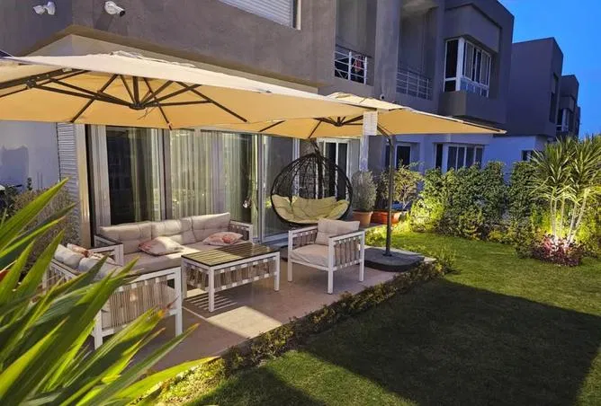 5-bedroom villa 393 m² for sale in Al Rabwa