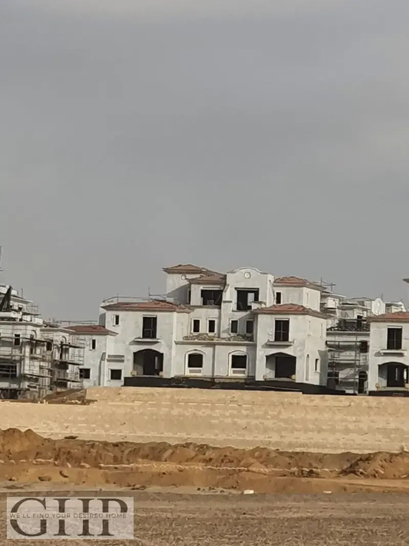 Quattro Fully Finished in City Gate Qatari Diar New Cairo
