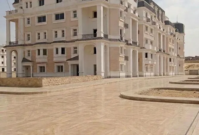 3-bedroom ivilla 245 m² for sale in Mountain View iCity